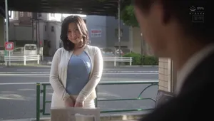 Chồng yếu không làm lên đỉnh, vợ lên mạng tìm trai trẻ trả bài khỏe